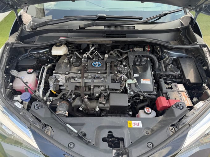 2025 Toyota C-hr