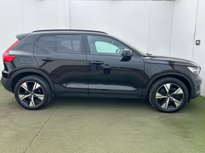 2025 Volvo Xc40