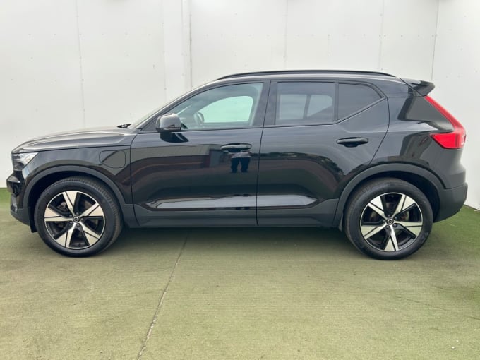 2025 Volvo Xc40