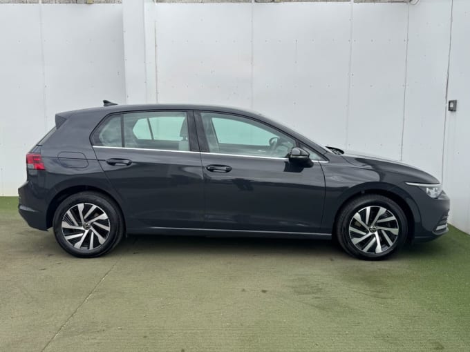 2025 Volkswagen Golf