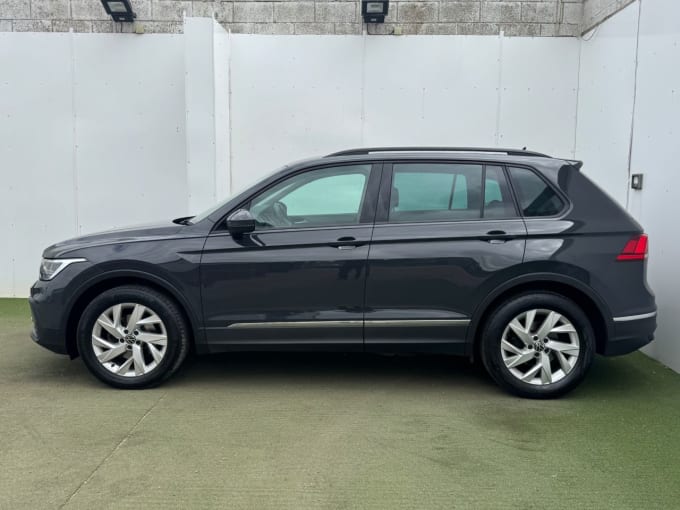 2025 Volkswagen Tiguan
