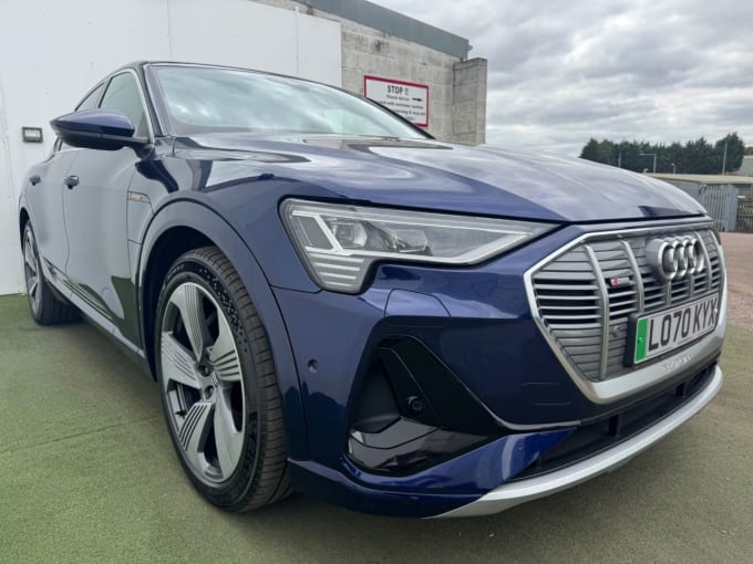 2025 Audi E-tron