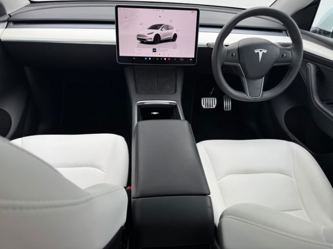 2025 Tesla Model Y