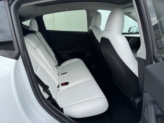 2025 Tesla Model Y