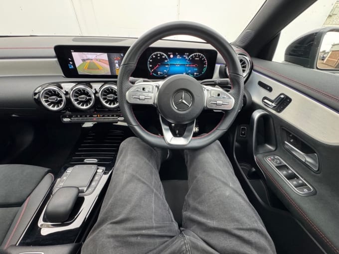 2025 Mercedes-benz Cla