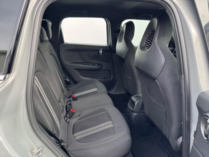2025 Mini Countryman