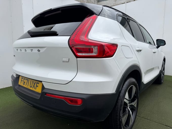 2025 Volvo Xc40