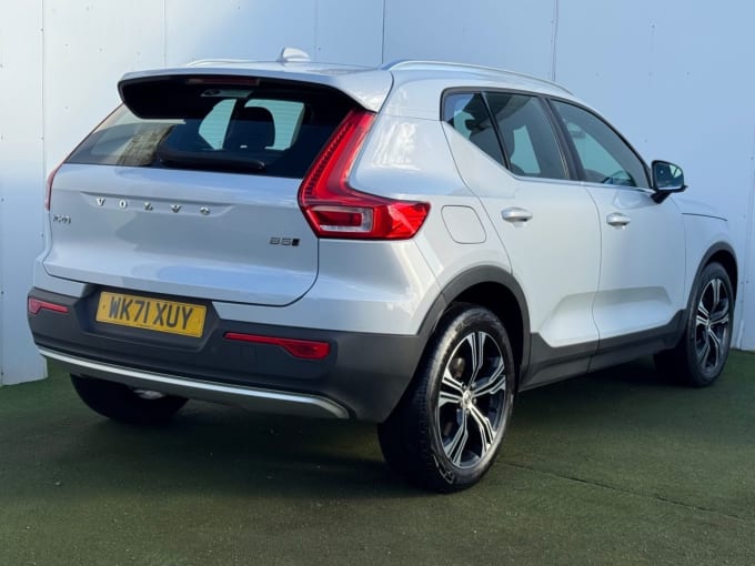 2025 Volvo Xc40