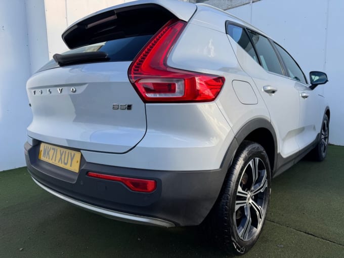 2025 Volvo Xc40