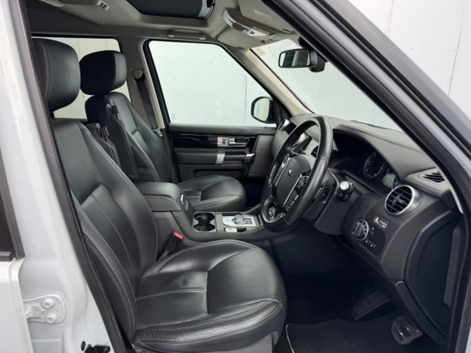 2025 Land Rover Discovery 4