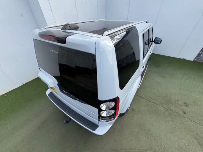 2025 Land Rover Discovery 4
