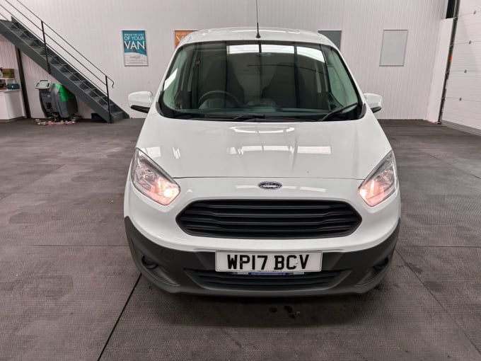 2025 Ford Transit Courier