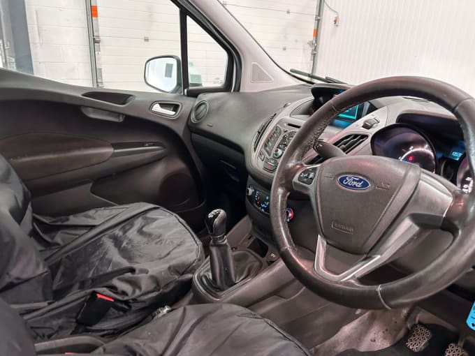 2025 Ford Transit Courier