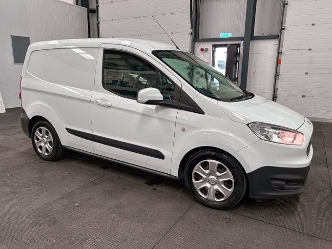 2025 Ford Transit Courier
