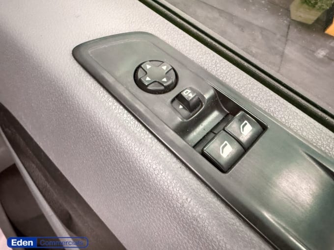 2025 Vauxhall Vivaro