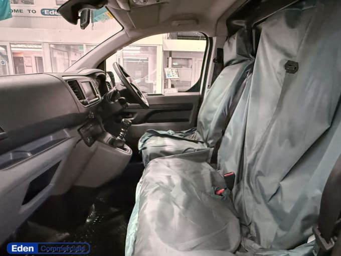 2025 Peugeot Expert