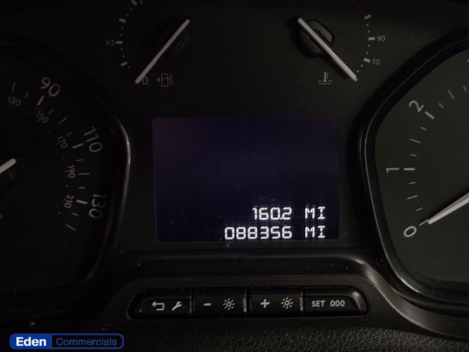 2025 Peugeot Expert