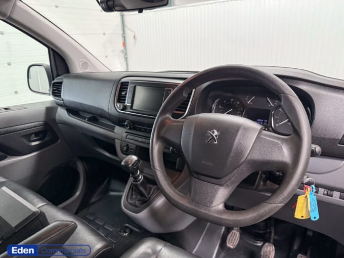 2025 Peugeot Expert