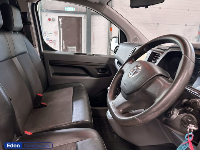 2025 Vauxhall Vivaro