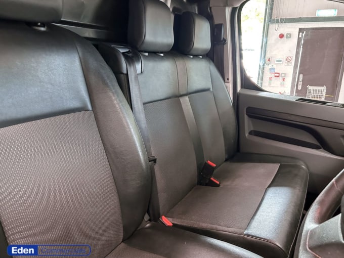 2025 Vauxhall Vivaro