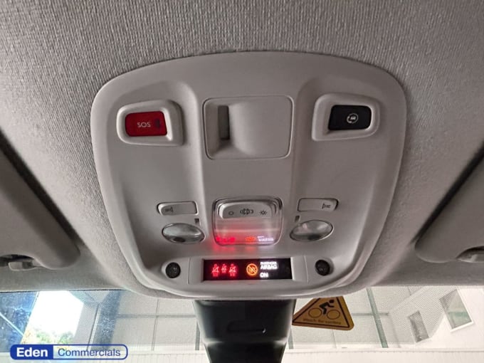 2025 Vauxhall Vivaro
