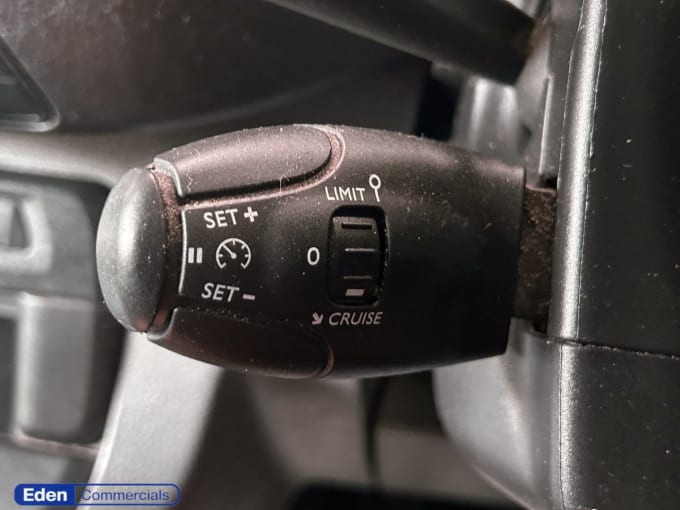 2025 Vauxhall Vivaro