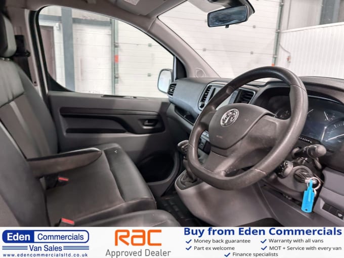 2021 Vauxhall Vivaro
