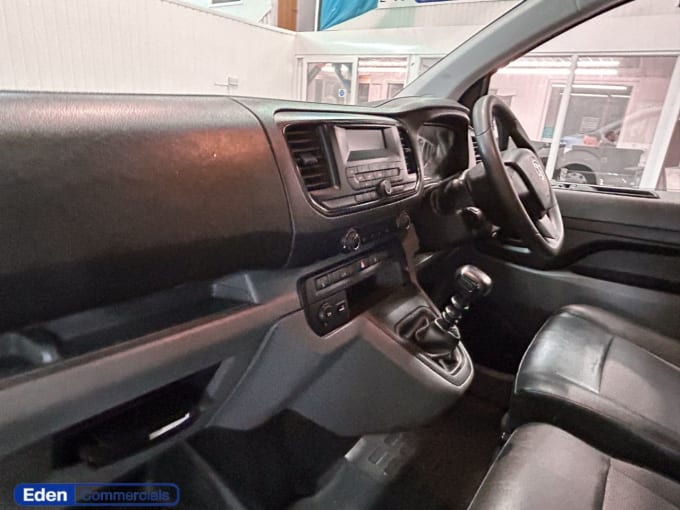 2025 Vauxhall Vivaro