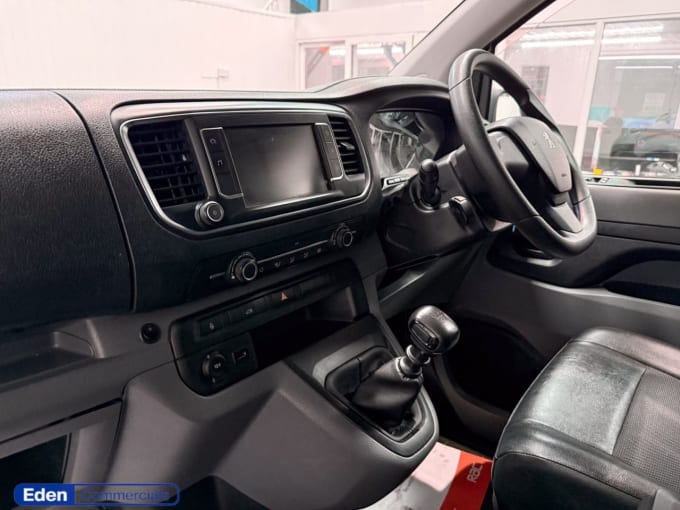 2025 Peugeot Expert