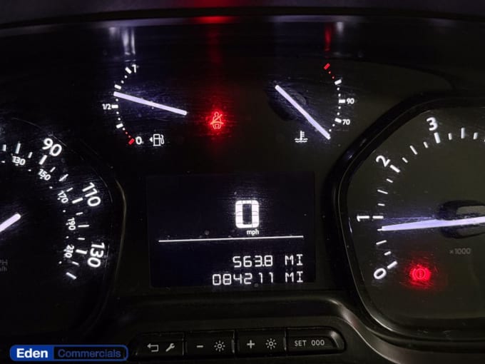 2025 Peugeot Expert