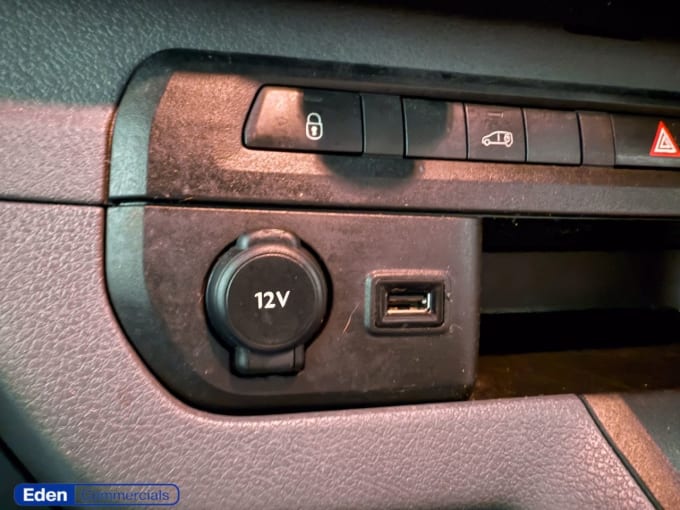 2025 Vauxhall Vivaro