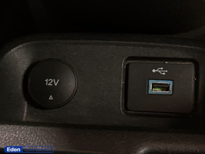 2025 Ford Transit Connect
