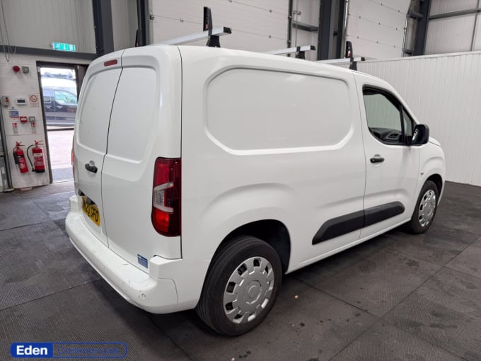 2025 Vauxhall Combo