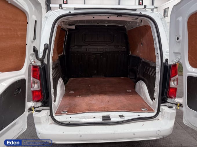 2025 Vauxhall Combo
