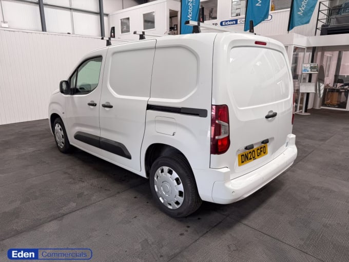 2025 Vauxhall Combo