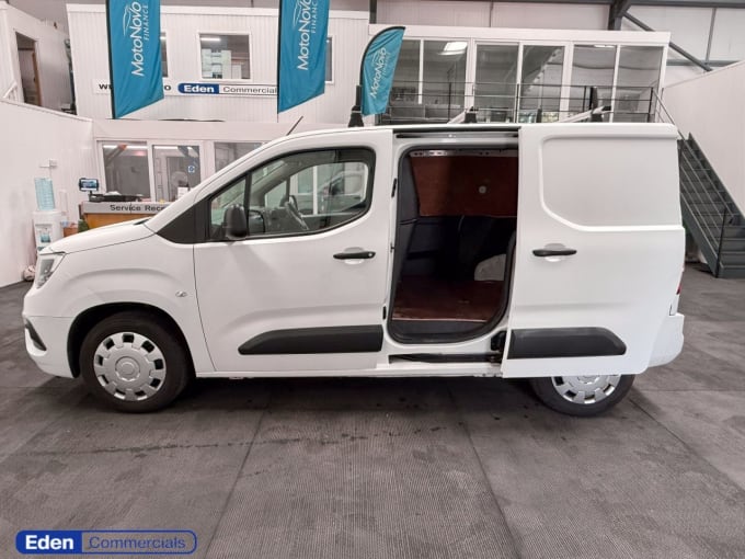 2025 Vauxhall Combo