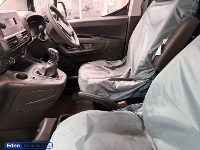 2025 Vauxhall Combo