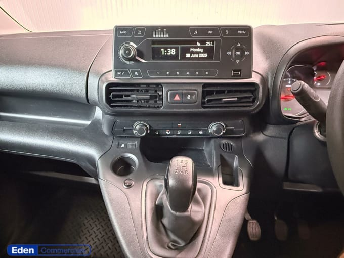 2025 Vauxhall Combo