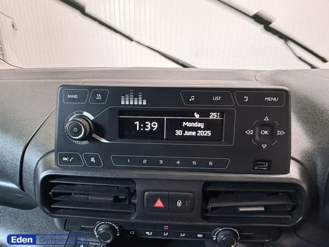 2025 Vauxhall Combo
