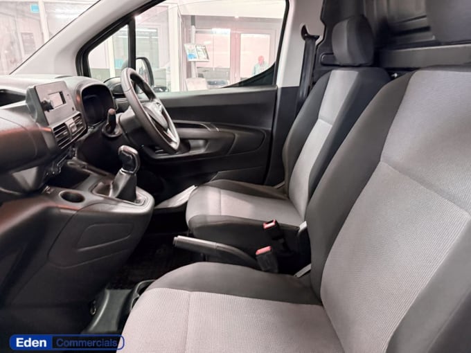 2025 Vauxhall Combo