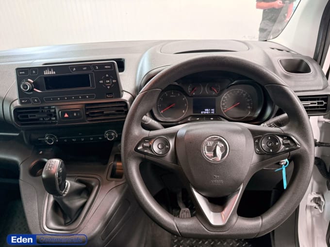 2025 Vauxhall Combo