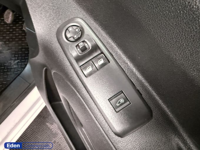 2025 Vauxhall Combo