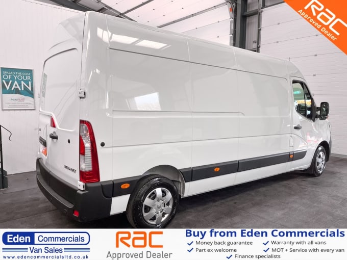 2023 Renault Master