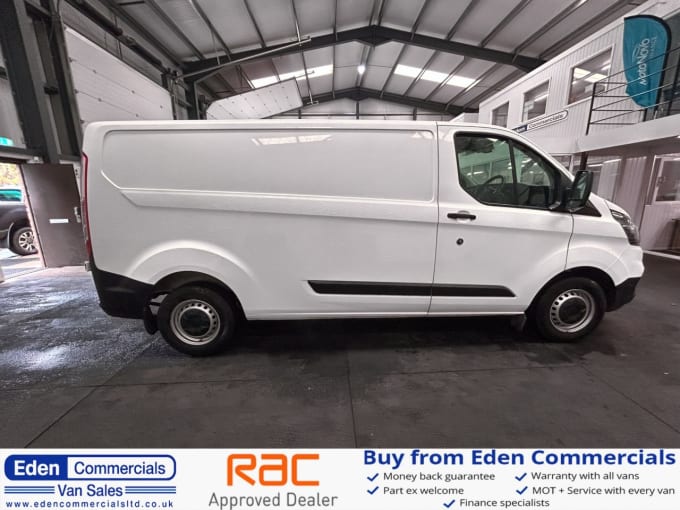 2024 Ford Transit Custom