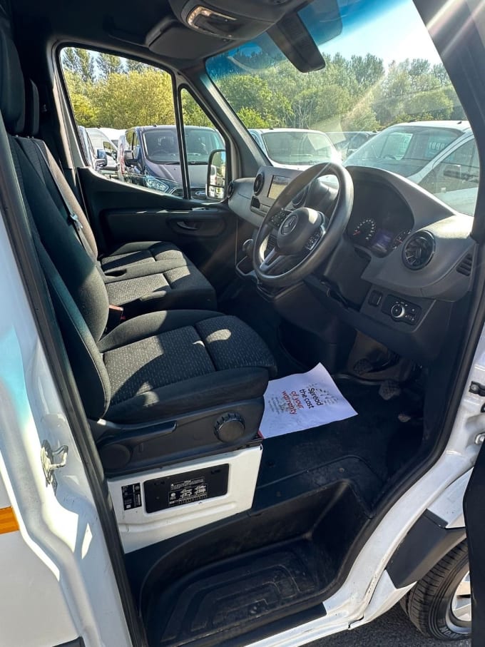 2025 Mercedes-benz Sprinter