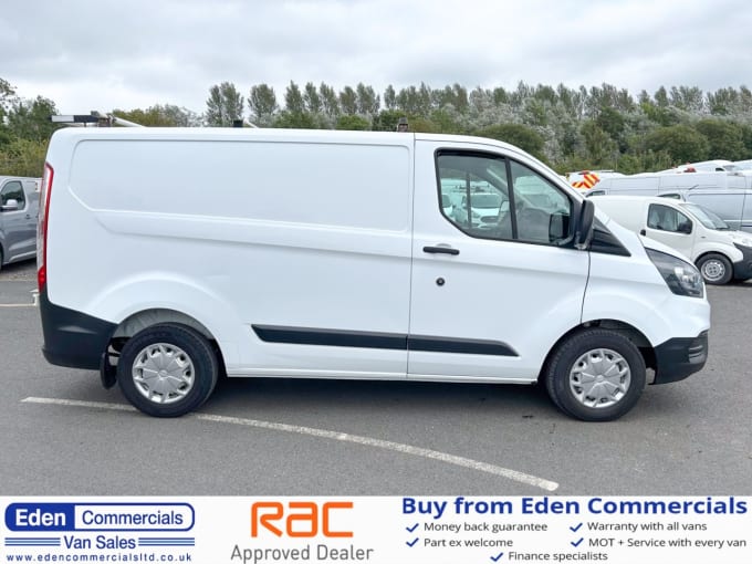 2024 Ford Transit Custom