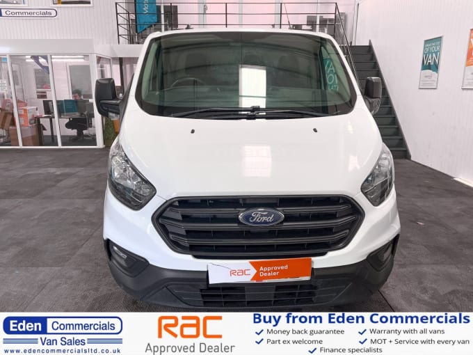 2024 Ford Transit Custom