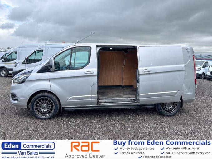 2024 Ford Transit Custom