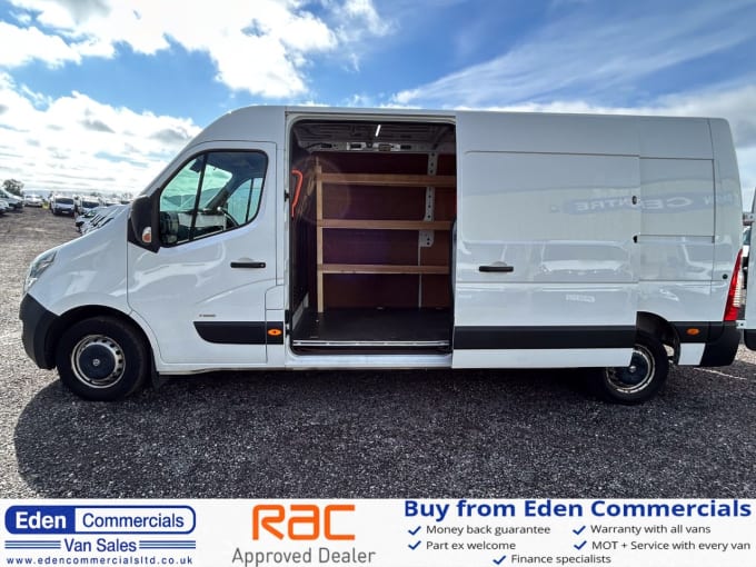 2024 Vauxhall Movano