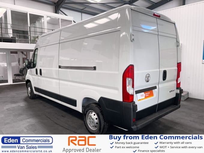 2024 Vauxhall Movano